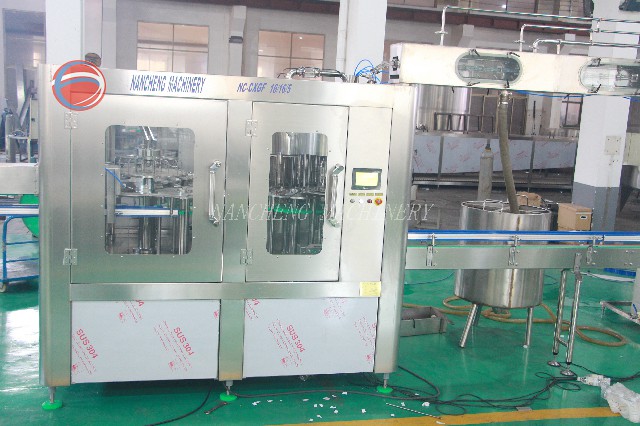 7000-8000瓶/小时  全自动三合一水灌装机（型号：XGF16-16-5)